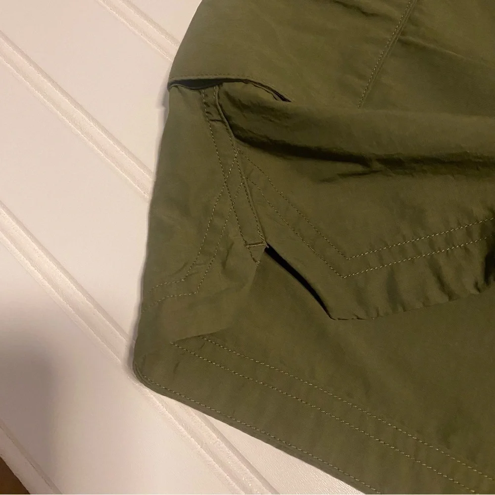 DSG Women’s Olive Shorts with Pockets and Drawstring Size Medium
